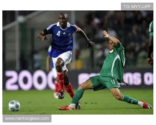 维埃拉坦言最遗憾是错失06世界杯冠军最渴望能与克洛普并肩合作 维埃拉坦言最遗憾是错失06世界杯冠军最渴望能与克洛普并肩合作