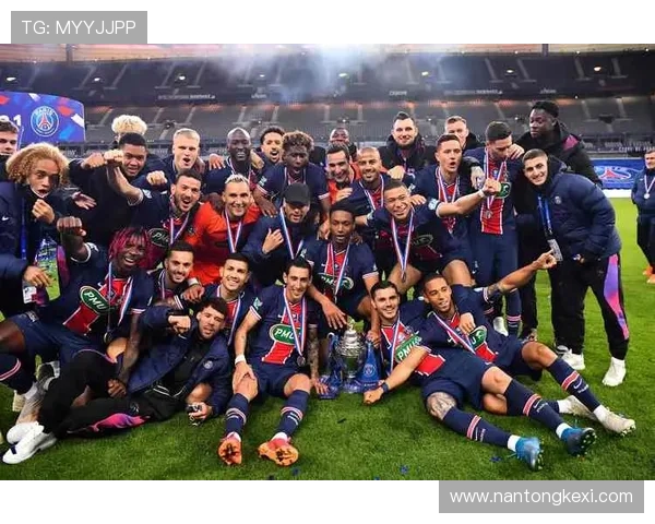 富勒姆对阵狼队：希门尼斯莱诺首发 拉森戈麦斯出战激战一触即发